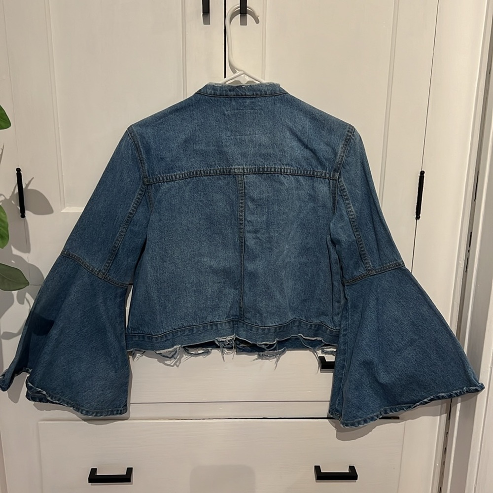 Jean jacket - Picture 2 of 4